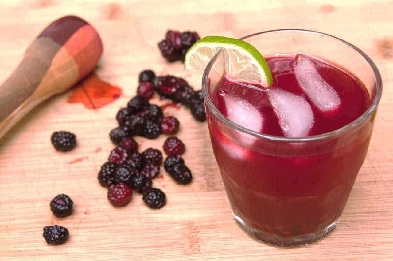 How to Make a Black Raspberry Bramble Cocktail