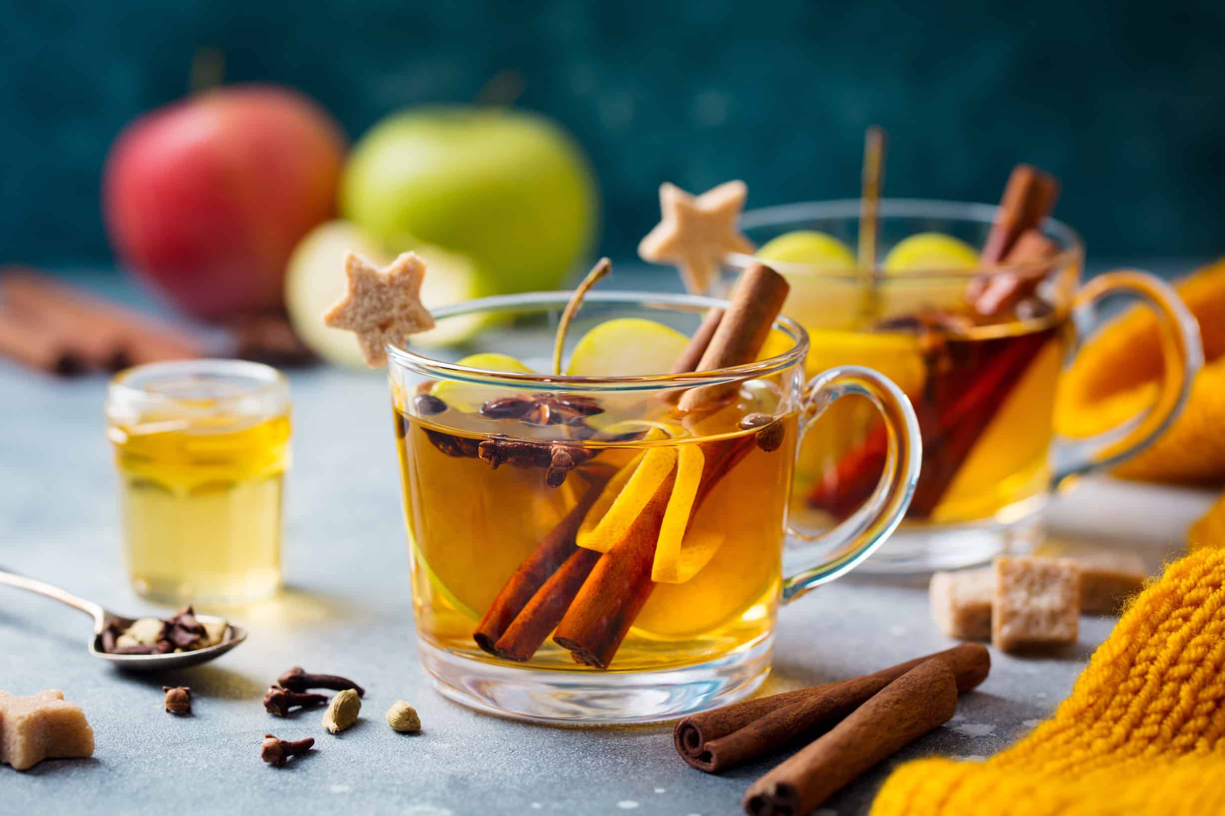festive holiday drinks include hot apple cider