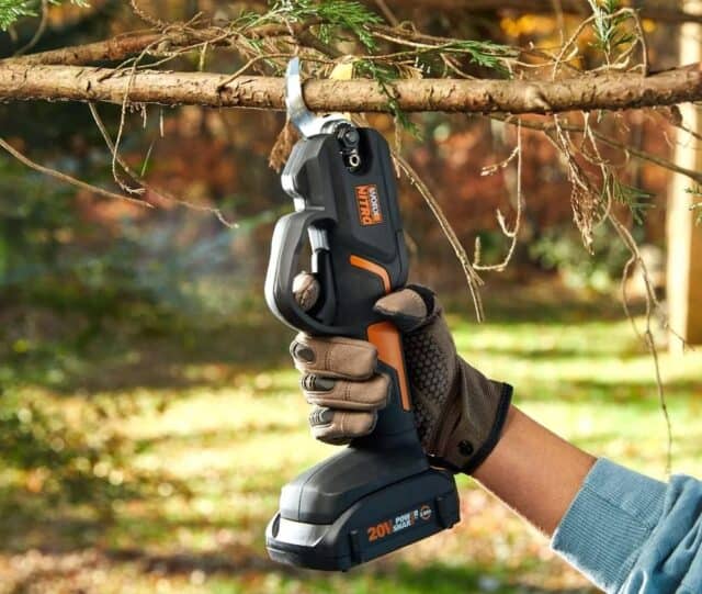Worx 20-Volt NITRO Power Pruning Shear
